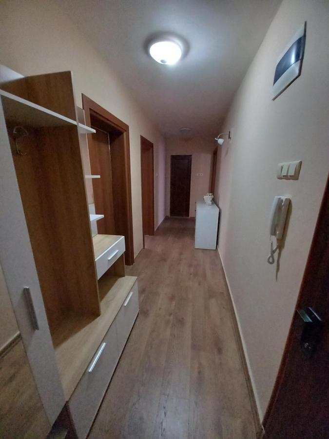 Sea Central Apartment Burgas Esterno foto